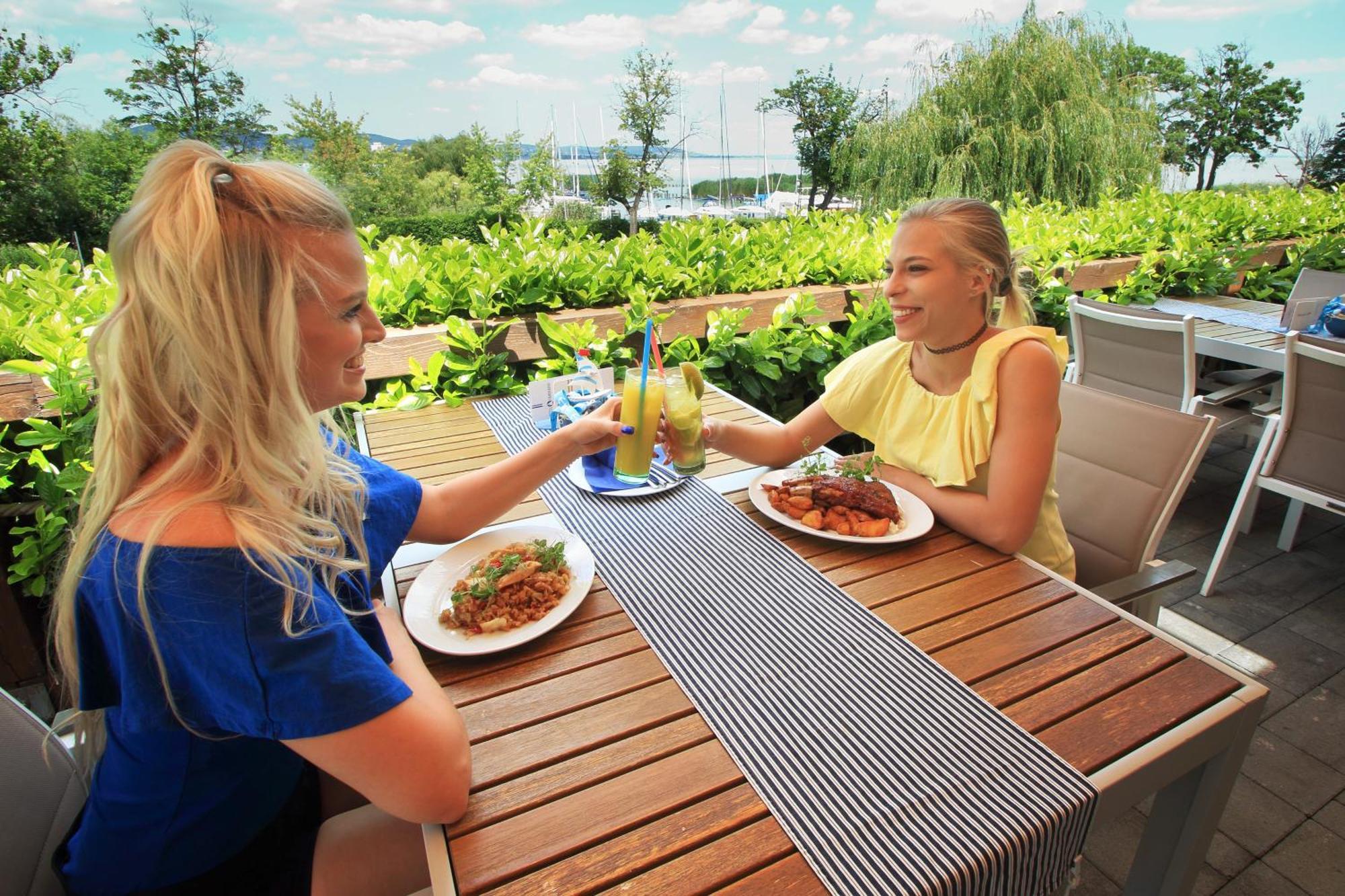 Aquilo Hotel Panorama Tihany Eksteriør bilde